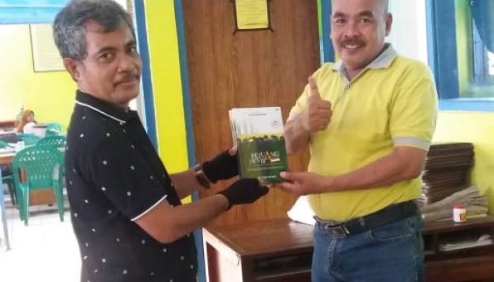 Di Tengah Pandemi Covid-19, Alumni SMP 1 Kwanyar Madura Lahirkan Karya Kisah Para Pejuang Devisa