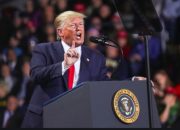 Trump Ingatkan Rakyatnya Sesuatu Mengerikan: Akan Banyak Orang yang Meninggal