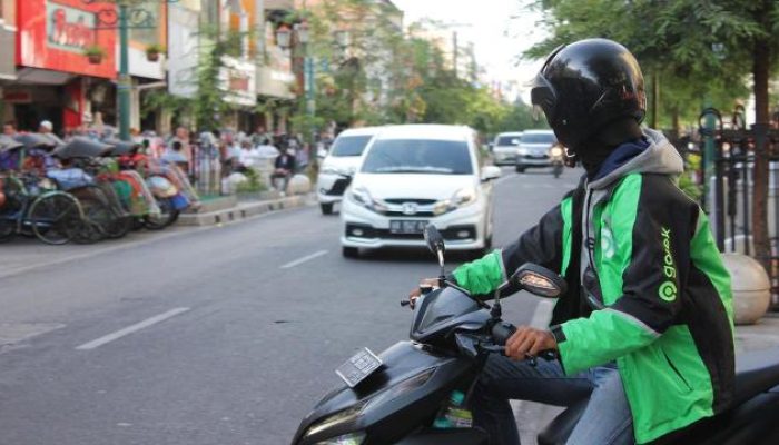 Gubernur Anies Izinkan Ojol Angkut Penumpang selama PSBB Lanjutan