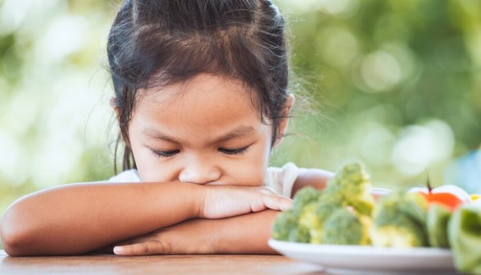 5 Trik Mudah Anak Mau Makan Buah dan Sayuran