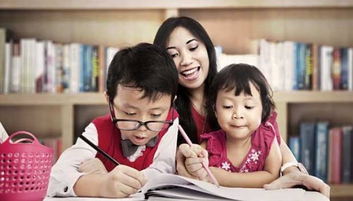 Wahai Orang Tua, Ini Tips Jadi Guru di Rumah Selama Covid-19
