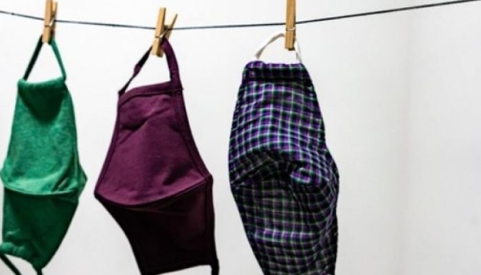 Catat, Begini Cara Mencuci Masker yang Benar