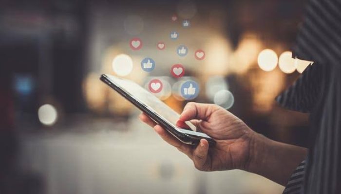 Tok! Indosat dan Tri Resmi Merger