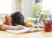 Berikut Cara Atasi Stres Anak di Masa Pandemi