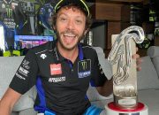 Rossi Sepakati Kontrak dengan Petronas Yamaha SRT