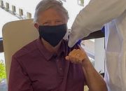 Bill Gates Divaksin Corona, Begini Penampakannya