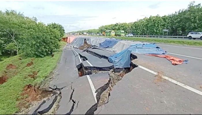 Ini Dia Penyebab Tol Cipali Amblas