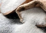 Eng Ing Eng… Gula Impor Mulai Masuk Indonesia