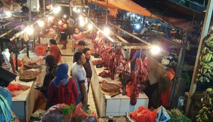 Siap-siap! Harga Bawang-Daging Sapi Bakal Naik