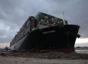 Akhirnya! Terusan Suez Kembali Dibuka
