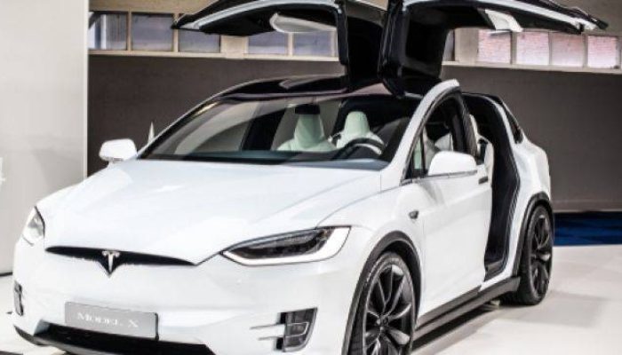 Diduga Bisa Lakukan Aktivitas Mata-Mata, Mobil Tesla Dilarang Parkir di Objek Vital China