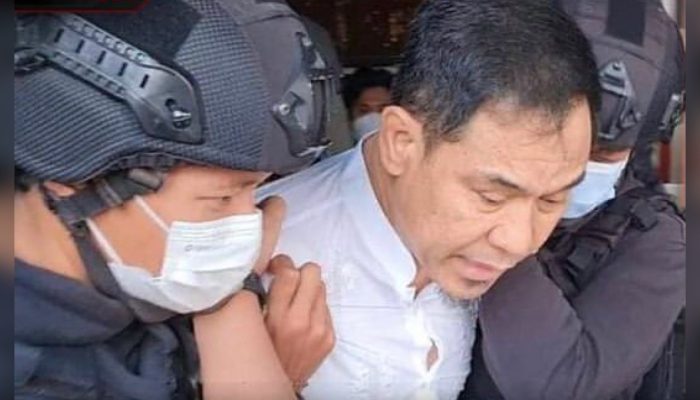Diduga Terkait Aksi Tersorisme, Eks Sekum FPI Munarman Ditangkap Densus 88
