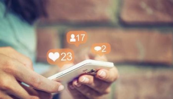 Telegram Larangan Media Liput Kekerasan Langsung Dicabut Kapolri