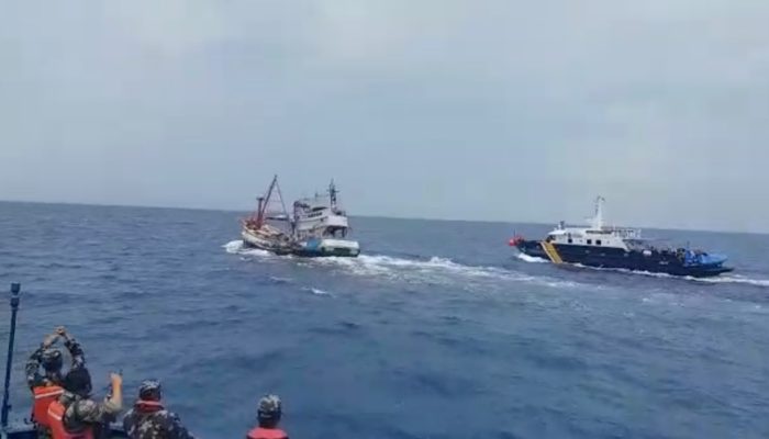 Lagi, KKP Kejar-kejaran Dengan Pencuri Ikan di Laut Natuna Utara