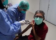 Kemenkes Bersama Pemda Jabar Gelar Gebyar Vaksinasi Bagi Lansia