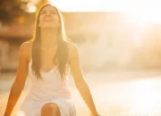 Jangan Asal Panas, Ini Dia Waktu Berjemur Paling Baik Menurut Dokter