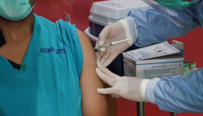 Libur Nataru, Menkes Imbau Masyarakat Disiplin Prokes