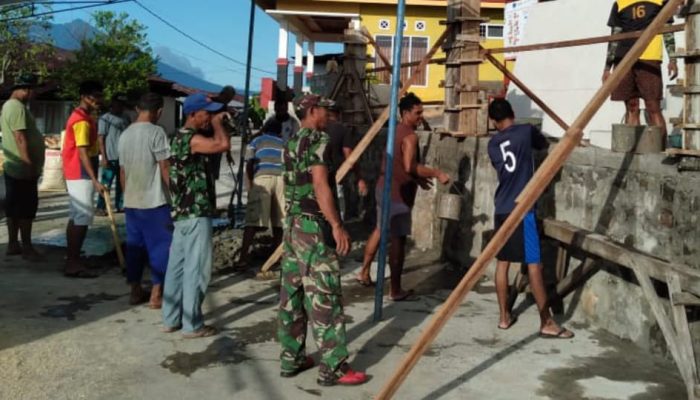 Pra TMMD ke 111 Kodim 1501/Ternate, TNI Bersama Masyarakat Buat Fondasi Jalan dan Pagar Masjid di Kecamatan Pulau Moti