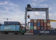 Neraca Perdagangan Indonesia Surplus USD 2,36 M