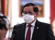 Presiden Jokowi Tegaskan Vaksinasi Berbayar Dibatalkan