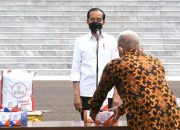 Presiden Luncurkan Obat Gratis untuk Warga Isoman