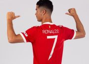 Cuma 12 Jam, Penjualan Jersey Ronaldo di MU Tembus 642 Miliar
