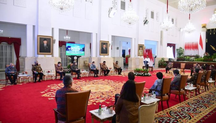 Presiden Jokowi Minta Tingkatkan Kredit UMKM hingga 30 Persen