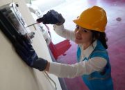 PLN Salurkan Bantuan Penyambungan Listik Rp4,3 Miliar