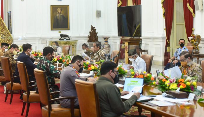 Tren Kasus COVID-19 Luar Jawa-Bali Terus Menurun