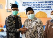 Wakil Wali Kota Terjun Langsung Serahkan Bantuan KDS di Sawangan Depok