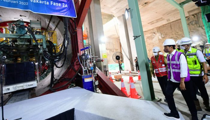 Dorong Keberlanjutan Transportasi Modern, Presiden Luncurkan TBM MRT Fase 2A