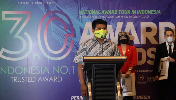 Gledex Raih Penghargaan Sebagai “The Most Trusted Logistic Company” di Award Trends Summit 2022