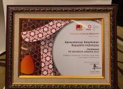 Kemenkes Raih PR Indonesia Awards Kategori Kementerian Terpopuler di Media Cetak