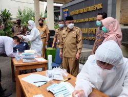 Wali Kota Depok Tinjau Swab Antigen Untuk ASN dan Non-ASN