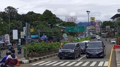 Mulai Pukul 14.00 Siang Ini Jalur Puncak Diberlakukan Ganjil Genap
