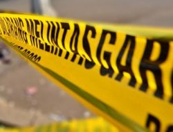 Truk Engkel Terbalik di KM 40 Tol Jagorawi Arah Bogor, Lalu Lintas Padat