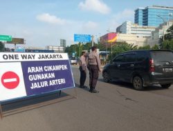 One Way Tol Cikampek, Kondisi Lalulintas Jalur Arteri Bekasi Masih Lancar