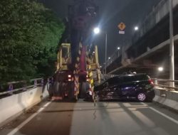 Gagal Nanjak di GT Cempaka Putih Tabrak 3 Mobil