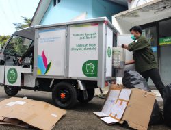 Angkut Sampah Daur Ulang, PLN Berikan Dompet Sampah Gerobak Motor Listrik