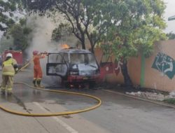 Korslet, Angkot KWK 02 Dilalap Si Jago Merah