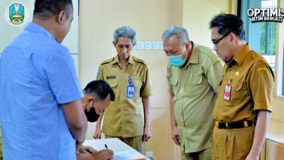 DPU Bina Marga Jatim Tandatangani Kontrak 5 Paket Pekerjaan