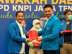 Ketum KNPI Bicara Makna Penting Esensi ‘Bagi-bagi Merah Putih’