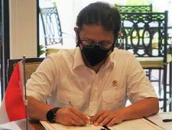 Meski Isoman, Menkes Budi Tetap Bekerja via Online