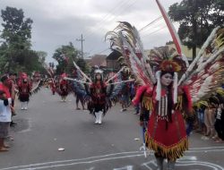 Peringati HUT RI ke-77, Warga Pringu Gelar Pawai Karnaval