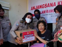 Peringati HUT Polwan ke -74, Anggota Polwan Polresta Sidoarjo Anjangsana dan Jenguk Anggota yang Sakit