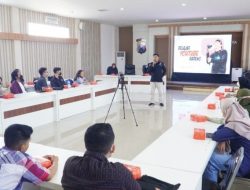 Humas Polrestabes Surabaya Bersama Mahasiswa Gelar Seminar Melawan Hoax