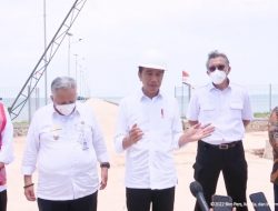 Presiden Jokowi Tinjau Progres Pelabuhan Tanjung Ular