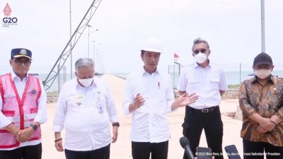 Presiden Jokowi Tinjau Progres Pelabuhan Tanjung Ular