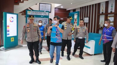 Wakapolda Jatim Cek Keamanan Pasokan Listrik KTT G20 di PLN Taman