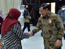 Seskab Pramono Anung Lantik Dyah Pancaningrum sebagai Deputi Bidang Kemaritiman dan Investasi